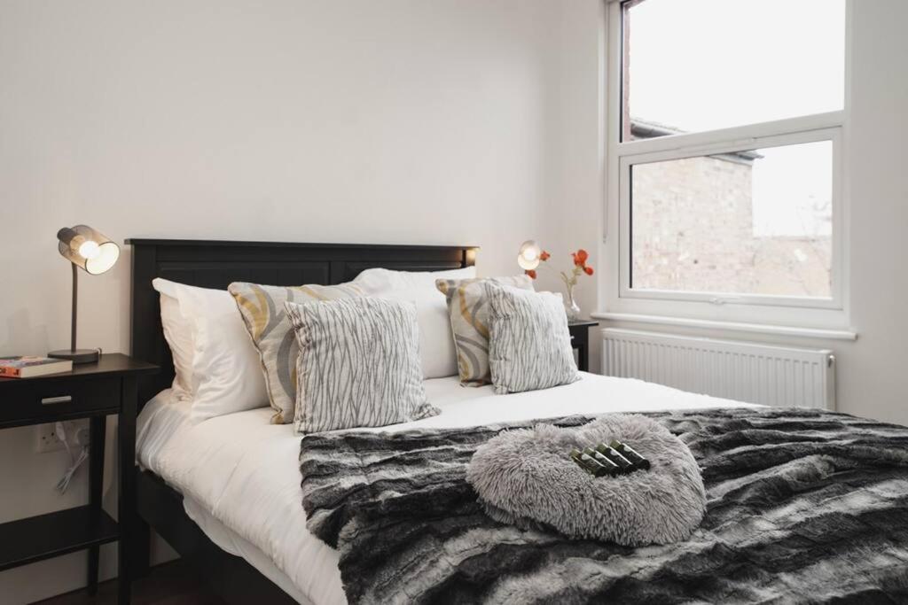 Newly Renovated Modern 4 Bed 3 Bath Apartment London Luaran gambar