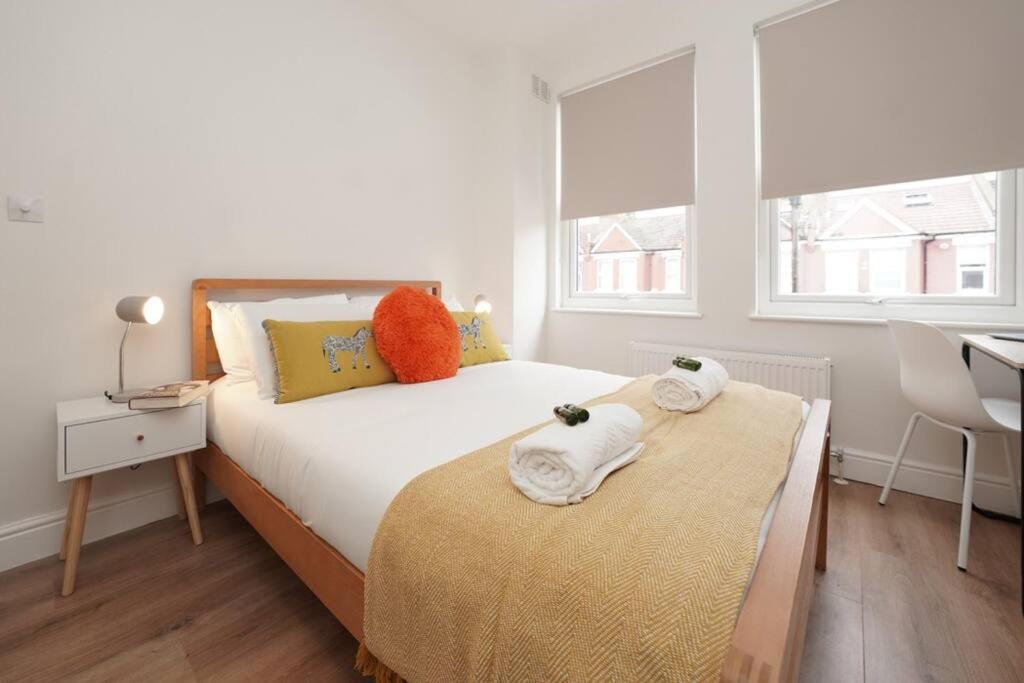 Newly Renovated Modern 4 Bed 3 Bath Apartment London Luaran gambar